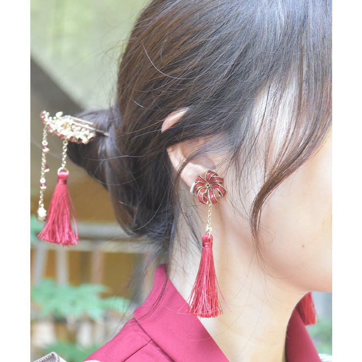 彼岸花イヤリング＆襟クリップ[品番：IGAW0006713]｜axes femme