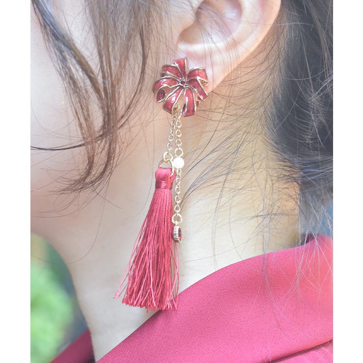 彼岸花イヤリング＆襟クリップ[品番：IGAW0006713]｜axes femme