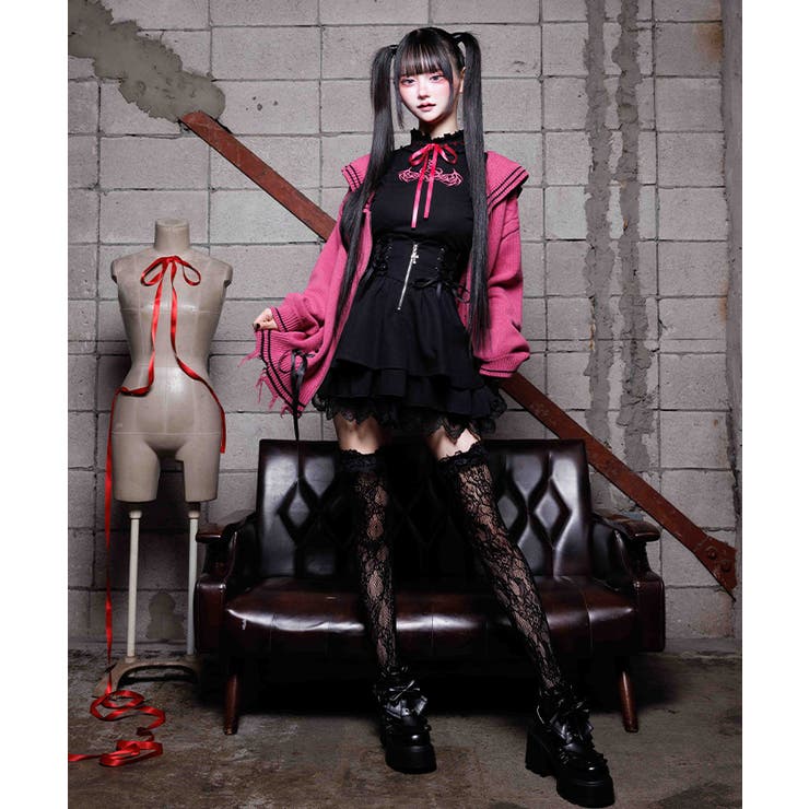 黒 | クロスチャームフリルミニスカート | axes femme