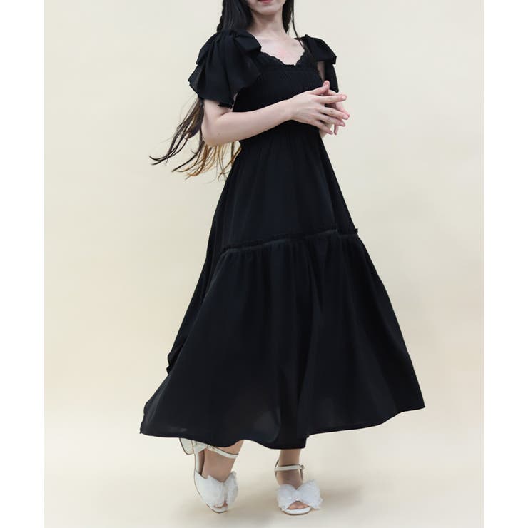 HACHE アッシュ　サロペット　フレアパンツ　フリル　ロングワンピースブラック HACHE アッシュ サロペット フレアパンツ フリル ロング