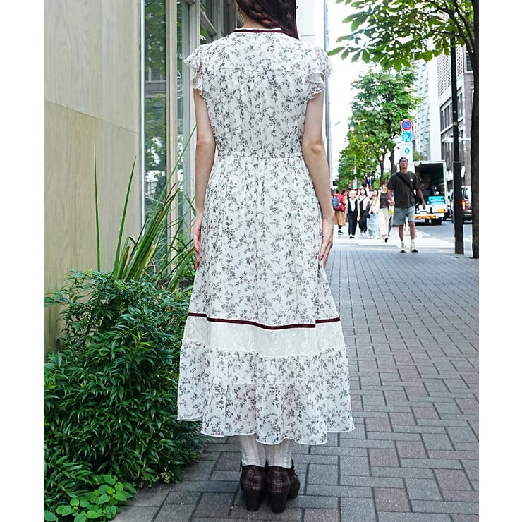 カットワーク花柄ワンピース | axes femme | 詳細画像3 