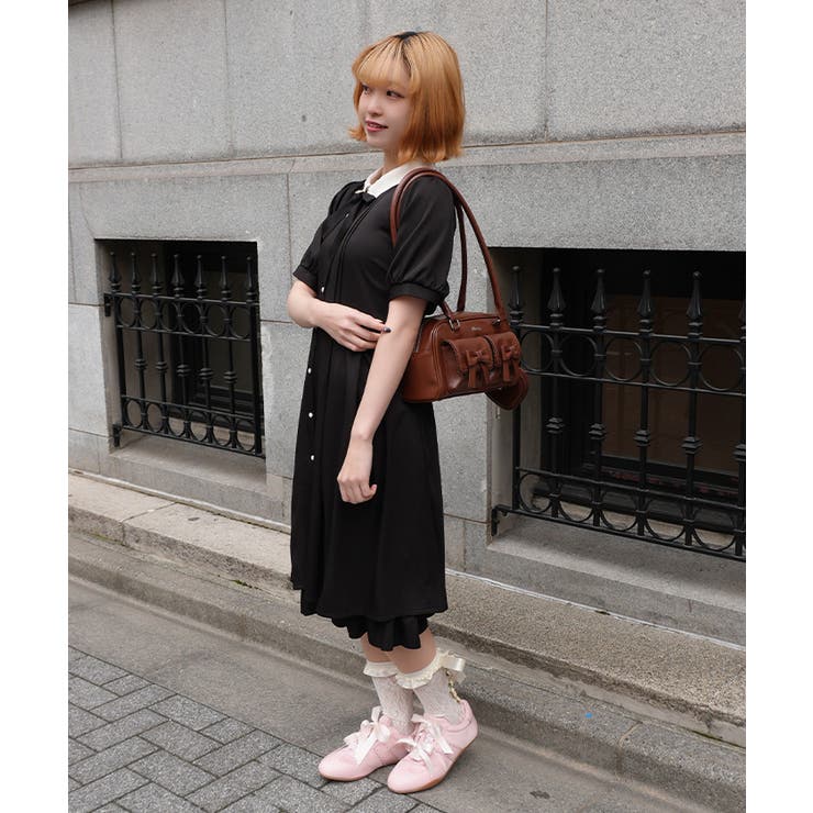 ブローチ付きバイカラーワンピース | axes femme | 詳細画像13 
