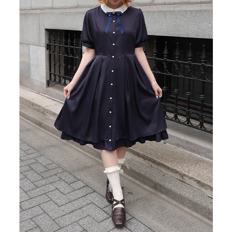 紺 | ブローチ付きバイカラーワンピース | axes femme