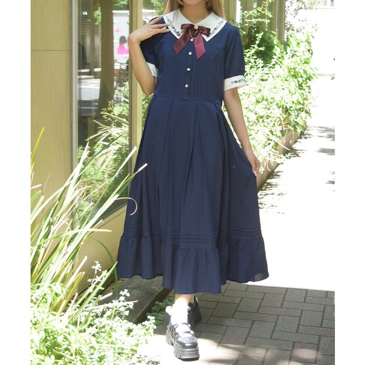 紺 | リボンブリーチ薔薇刺繍ワンピース | axes femme