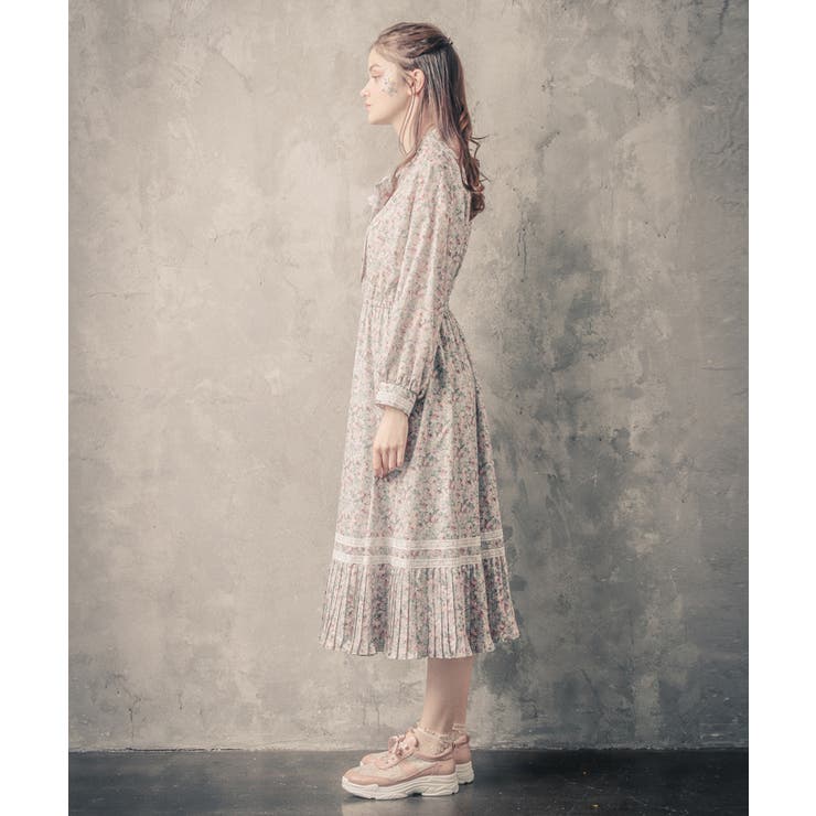 小花柄ボータイワンピース[品番：IGAW0001487]｜axes femme