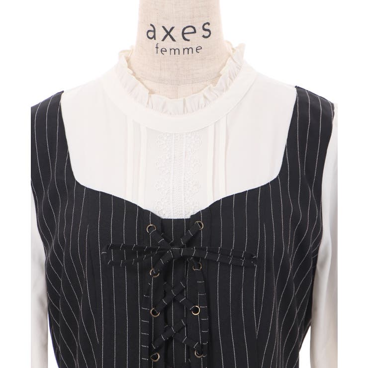 新品未使用タグ付きBCBG MAXAZRIA アシンメトリレースアップワンピース BCBGホワイトシンプルドレス/山崎みどり - カラードレス