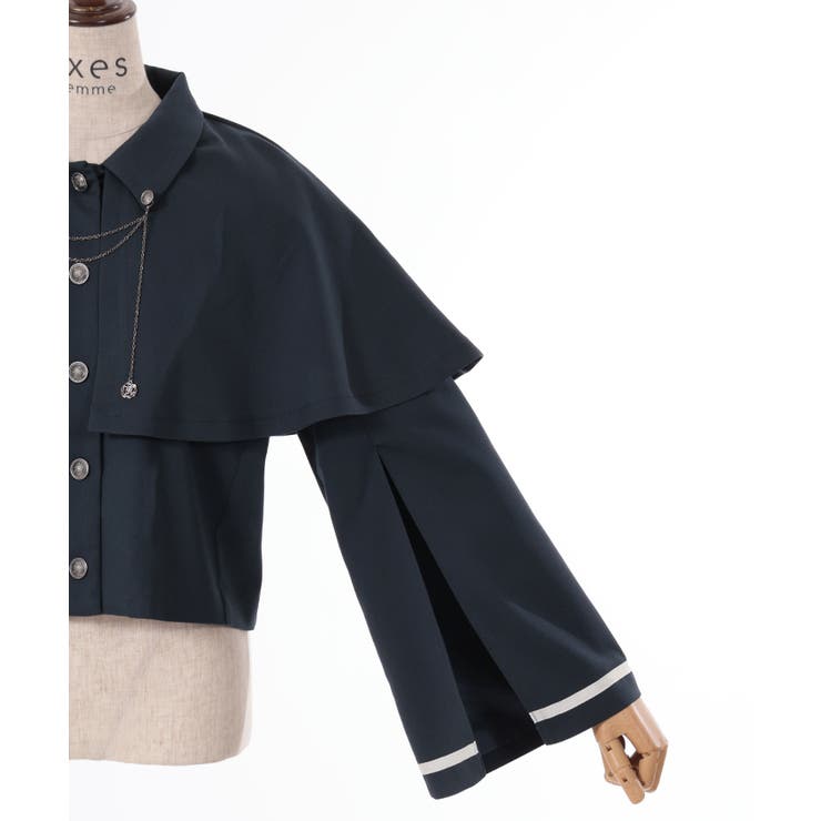 【新品未使用タグ付き】 AKRIS ケープ ジャケット サイズ36 ホワイト チェーン付ケープジャケット[品番：IGAW0004528]｜axes femme