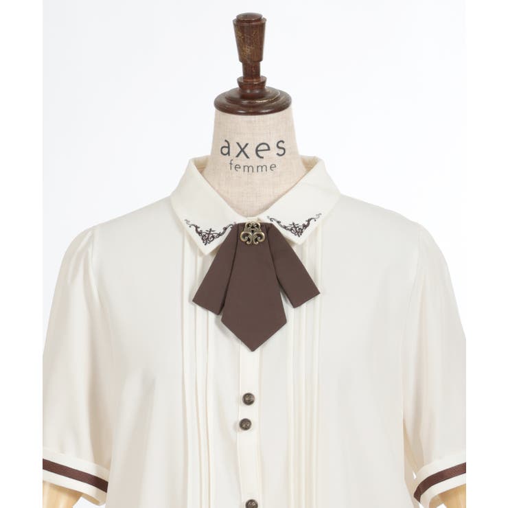 新品未使用☆　タグ付き♪　10点セット総額8万円相当のブラウス(*´・ω・｀)b メタル×タイ付き連釦ブラウス[品番：IGAW0004931]｜axes femme