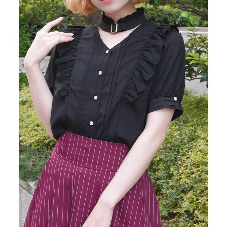 黒 | 金ボタン付きチョーカー風ブラウス | axes femme