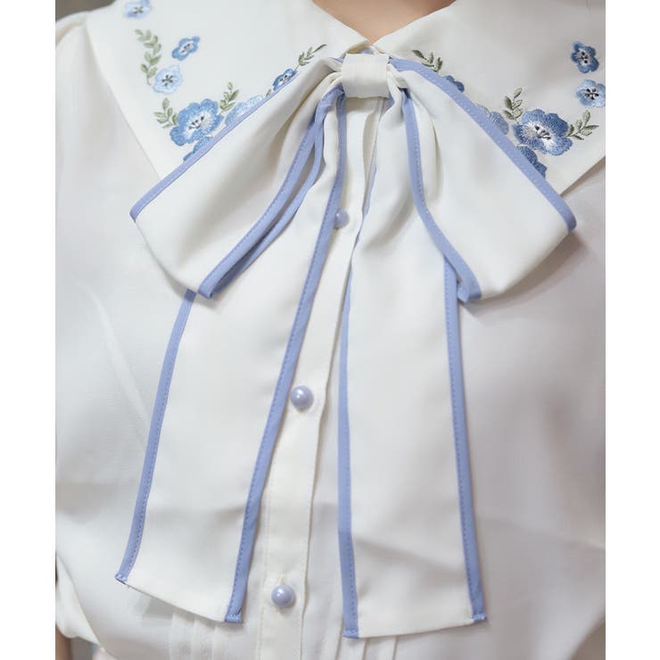 ネモフィラ刺繍ブラウス[品番：IGAW0007736]｜axes femme（アクシーズ