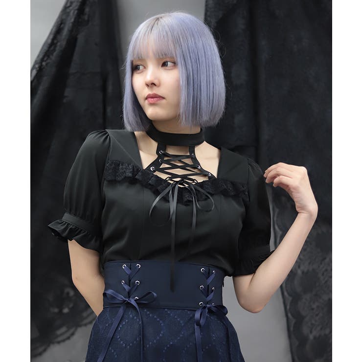 黒 | デコルテレースアップ半袖ブラウス | axes femme