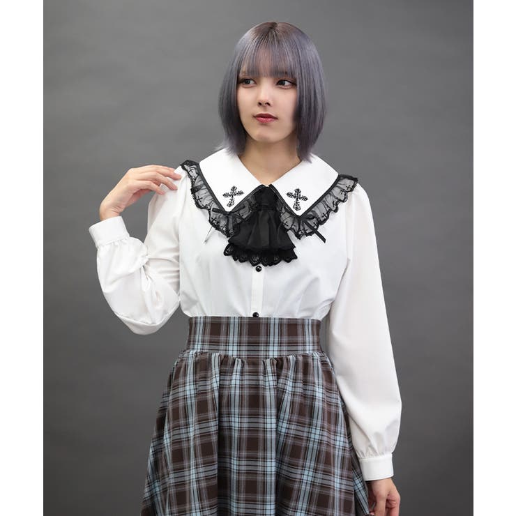 白 | クロス刺繍ビッグ襟ブラウス | axes femme