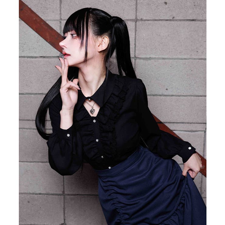 黒 | ハートチャームフリルブラウス | axes femme