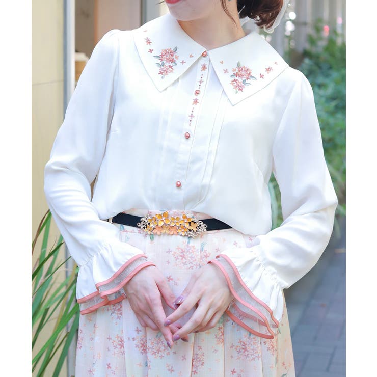 生成り | 金木犀刺繍襟ブラウス | axes femme