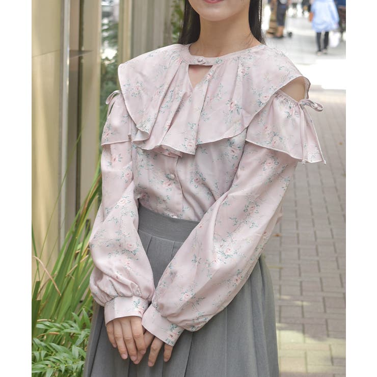 肩開きチョーカー風フリルブラウス | axes femme | 詳細画像1 