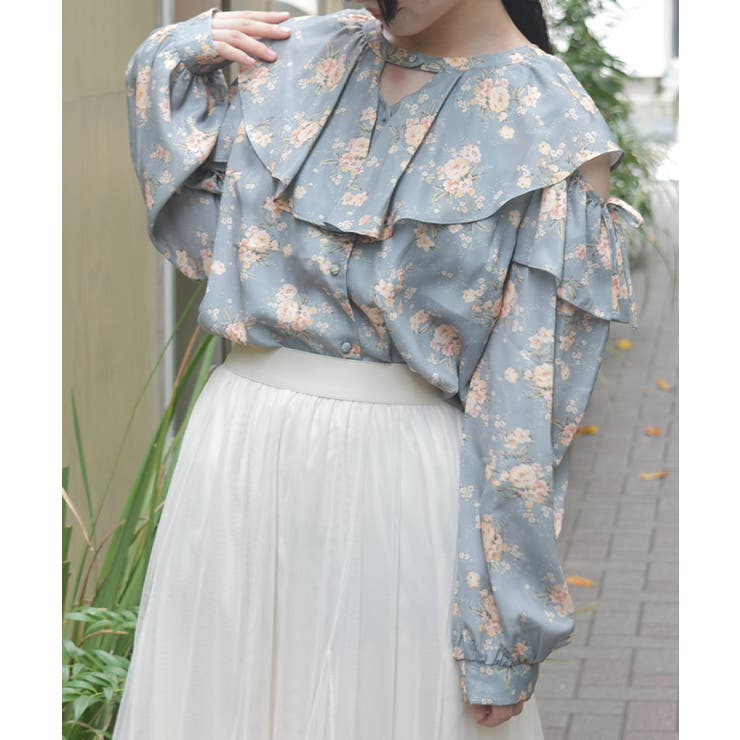 グリーン | 肩開きチョーカー風フリルブラウス | axes femme