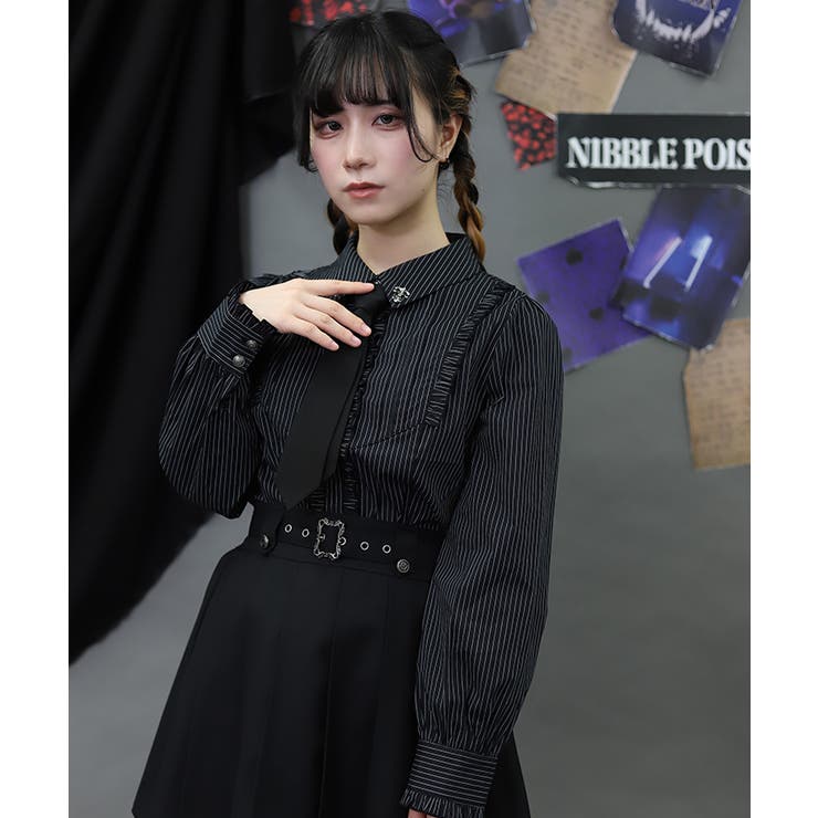 黒 | タイ付き襟金具デザインブラウス | axes femme