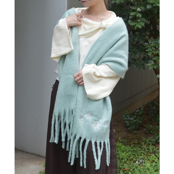 雪の結晶刺繍ストール | axes femme | 詳細画像1 