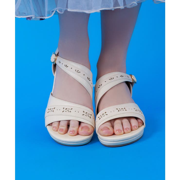 カットワークアシメサンダル | axes femme | 詳細画像1 