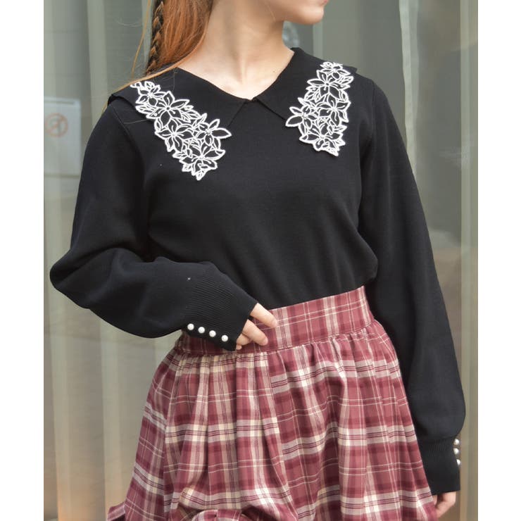 黒 | フラワー刺繍セーラー襟ニット | axes femme