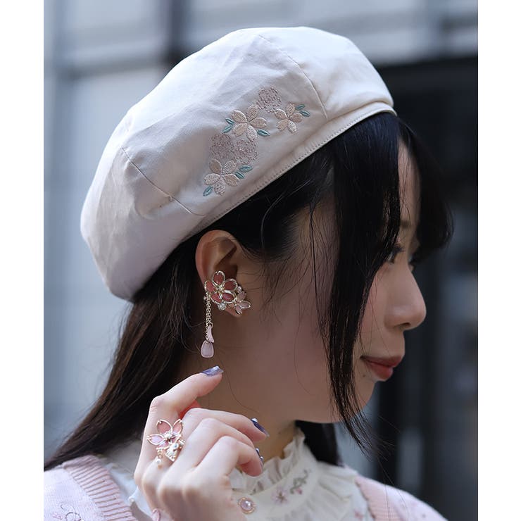 生成り | 桜刺繍デザインベレー | axes femme