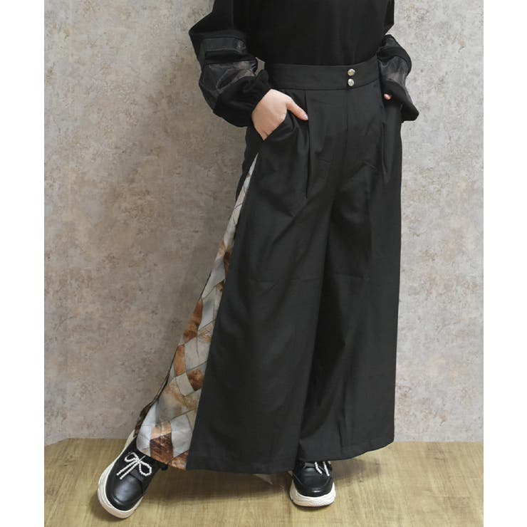 黒 | サイドＰＴ切替フレアパンツ | axes femme