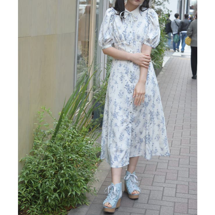 白 | フラワー柄ハイウエストワンピース | axes femme