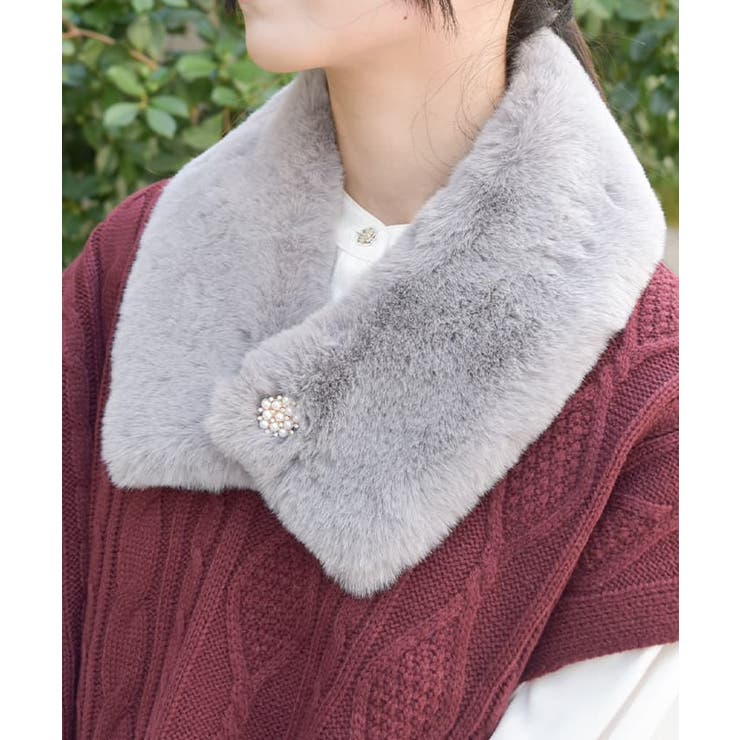 グレー | ビジュー釦付ファーティペット | axes femme