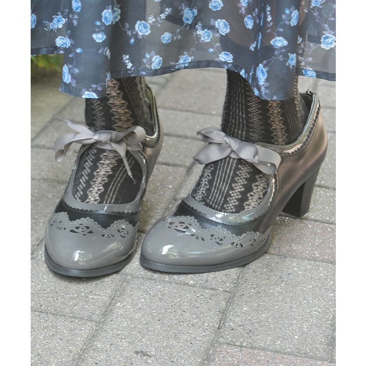 黒 | 配色カット甲あきパンプス | axes femme