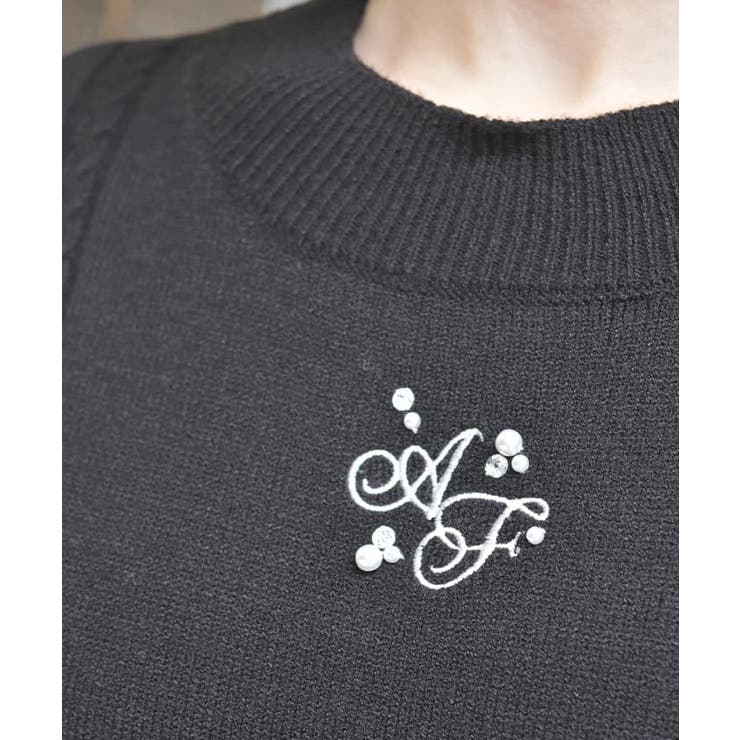 ビジュー付ロゴ刺繍ニット[品番：IGAW0005629]｜axes femme