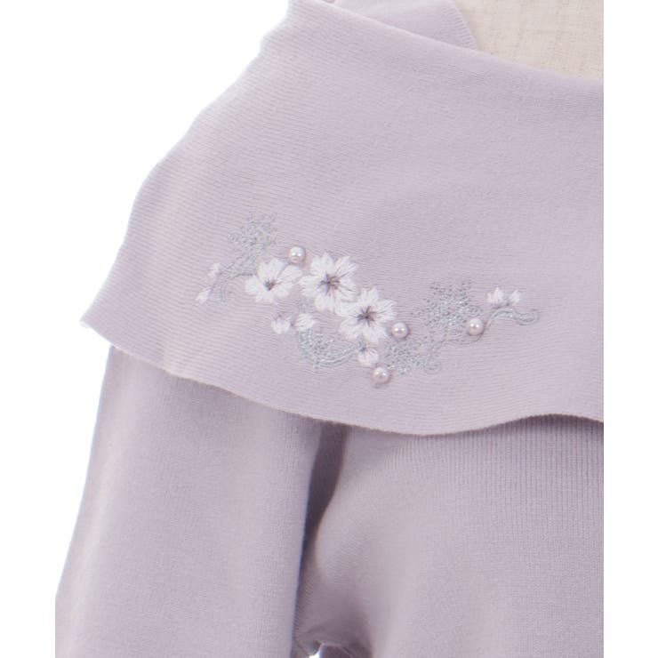 雪桜刺繍オフショル風ニット[品番：IGAW0005833]｜axes femme