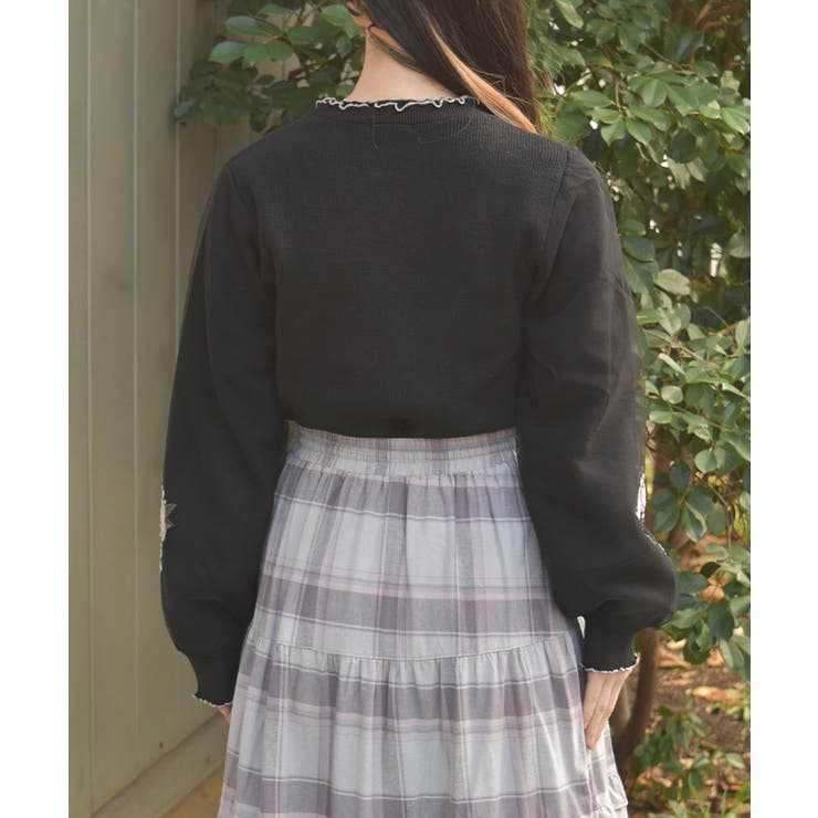 カメリア刺繍チュール袖ニット | axes femme | 詳細画像3 