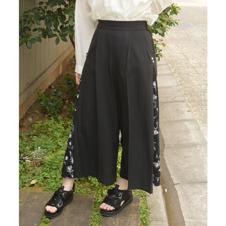 黒 | サイド花柄切替ワイドパンツ | axes femme