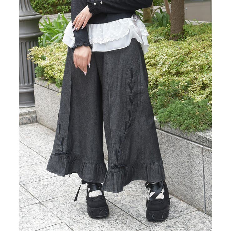黒 | レースアップフレアデニムパンツ | axes femme