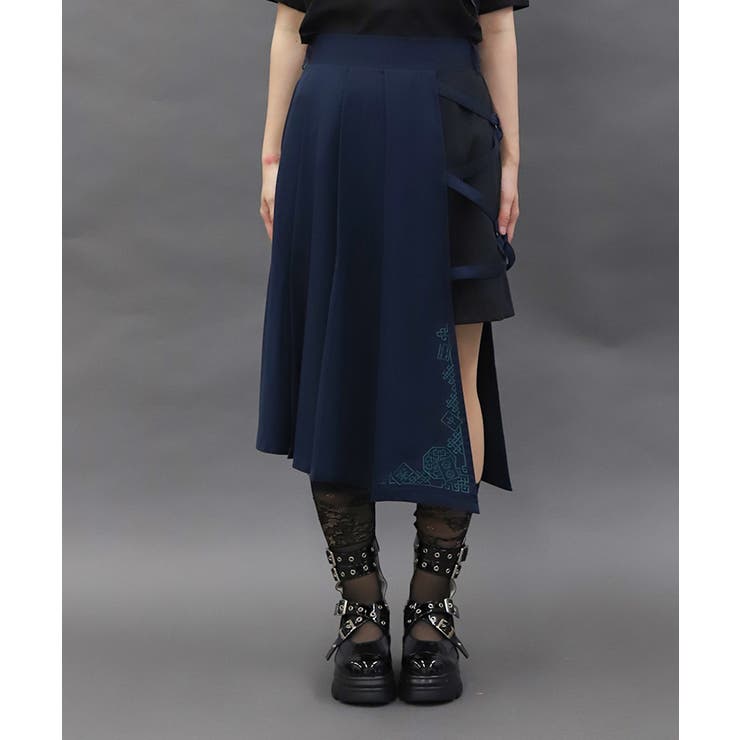 【最安値】新品　未使用　axes femme 　クロスベルト麻雀牌刺繍スカート クロスベルト麻雀牌刺繍スカート | レディース服・レディース