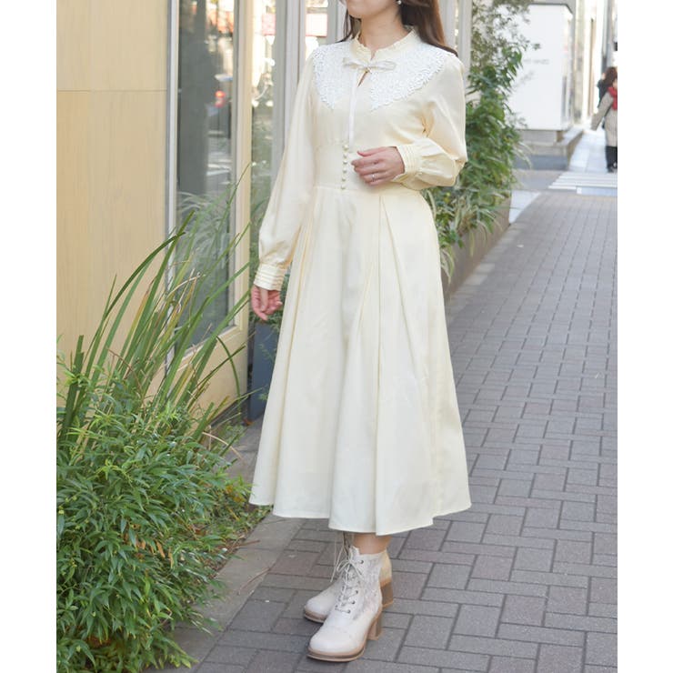 クリーム | 付け襟付ハイウエストワンピース | axes femme