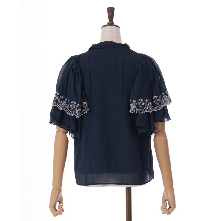 レース風刺繍入フリルブラウス[品番：IGAW0004716]｜axes femme