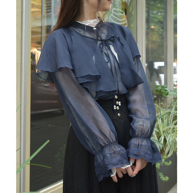 ケープ付ラメショートブラウス[品番：IGAW0005288]｜axes femme