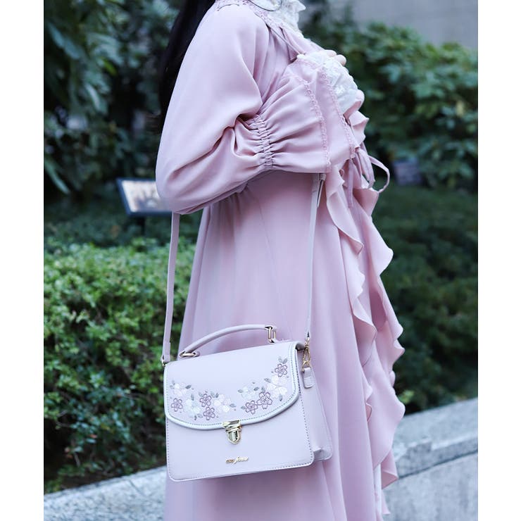 桜刺繍配色デザインボストン | axes femme | 詳細画像2 