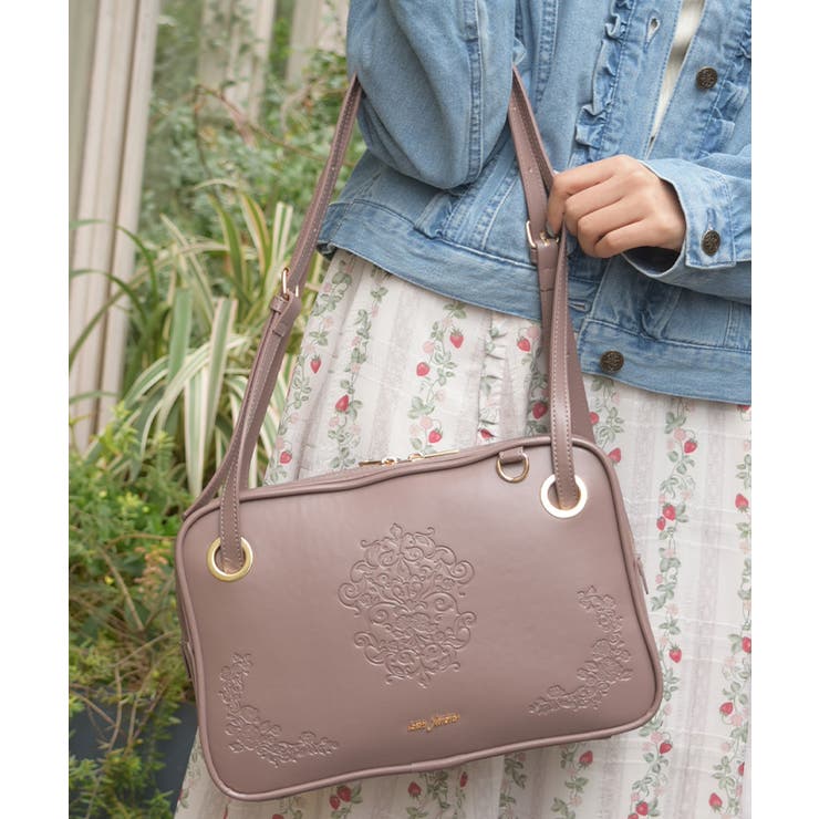 モカ | 紋章風エンボスデザインバッグ | axes femme