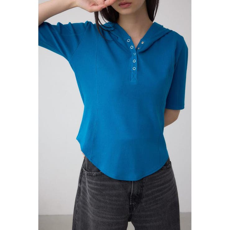 BLU | ヘンリーネックフーディーリブトップス | AZUL BY MOUSSY