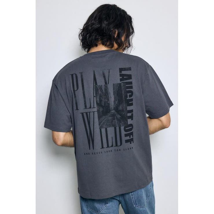 GRY | バーティカルグラフィックTシャツ | AZUL BY MOUSSY