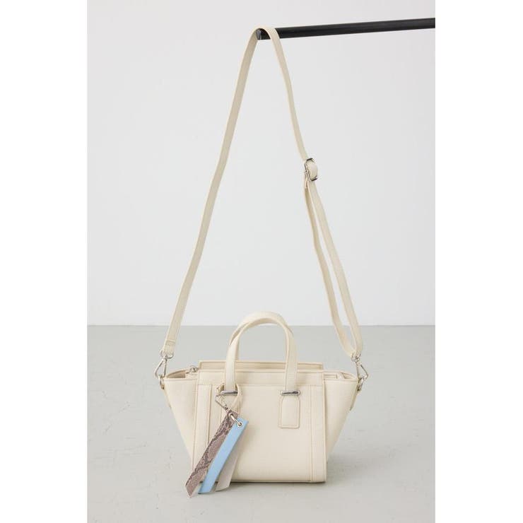 チャームセットトラペイズドバッグ | AZUL BY MOUSSY | 詳細画像4 