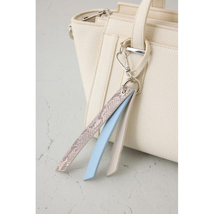 チャームセットトラペイズドバッグ | AZUL BY MOUSSY | 詳細画像8 