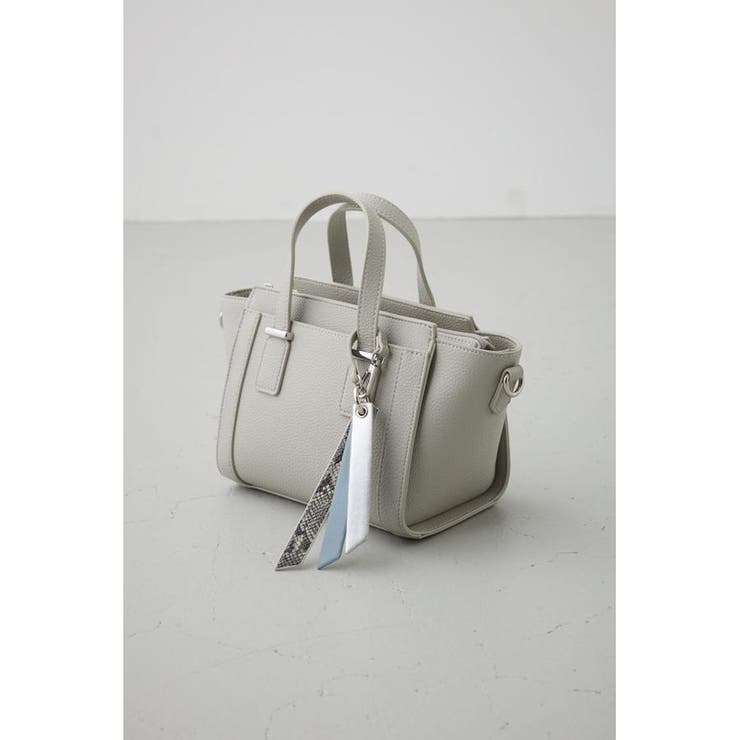 チャームセットトラペイズドバッグ | AZUL BY MOUSSY | 詳細画像16 