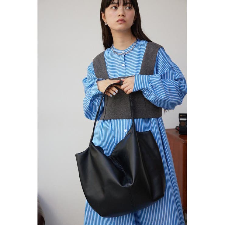 フェイクレザーハーフムーントートバッグ[品番：AZLW0021438]｜AZUL BY