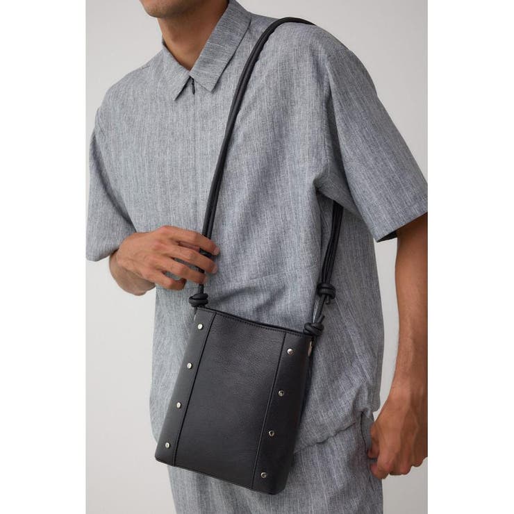 BLK | スタッズショルダーバッグ | AZUL BY MOUSSY