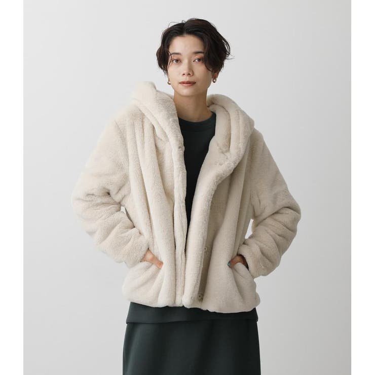 IVOY3 | FLUFFY HOODIE SHORT COAT | AZUL BY MOUSSY