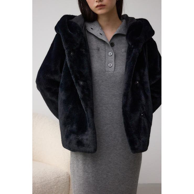 BLK | フラッフィーフェイクファーブルゾン | AZUL BY MOUSSY