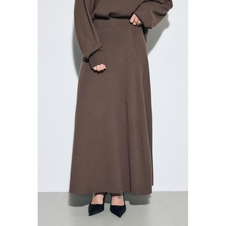 BRN | フレアニットロングスカート | AZUL BY MOUSSY